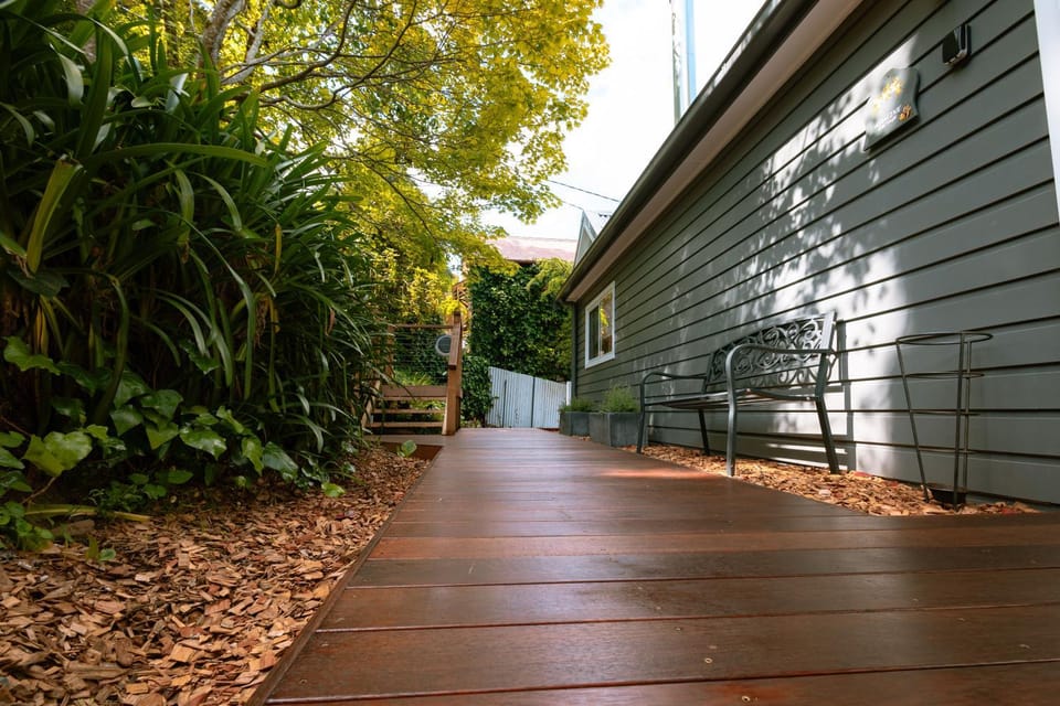 Property building, Garden