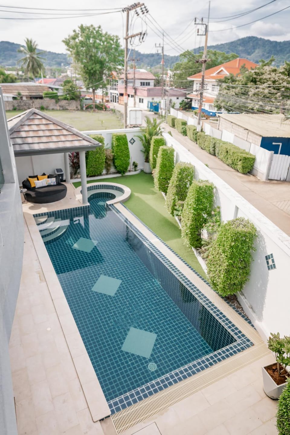 Swimming pool