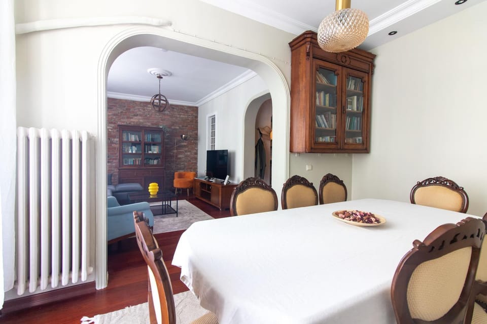 Tasteful & Spacious 3BR Haven in Trendy Şişli Apartment in Istanbul