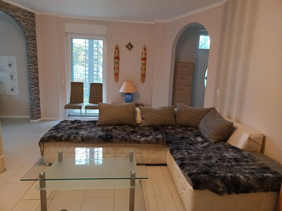 "Fürstenhaus-1" Business Apartment 2-ZKB, EG, Terrasse, Hofgeismar-Zentrum! Apartment in Hesse