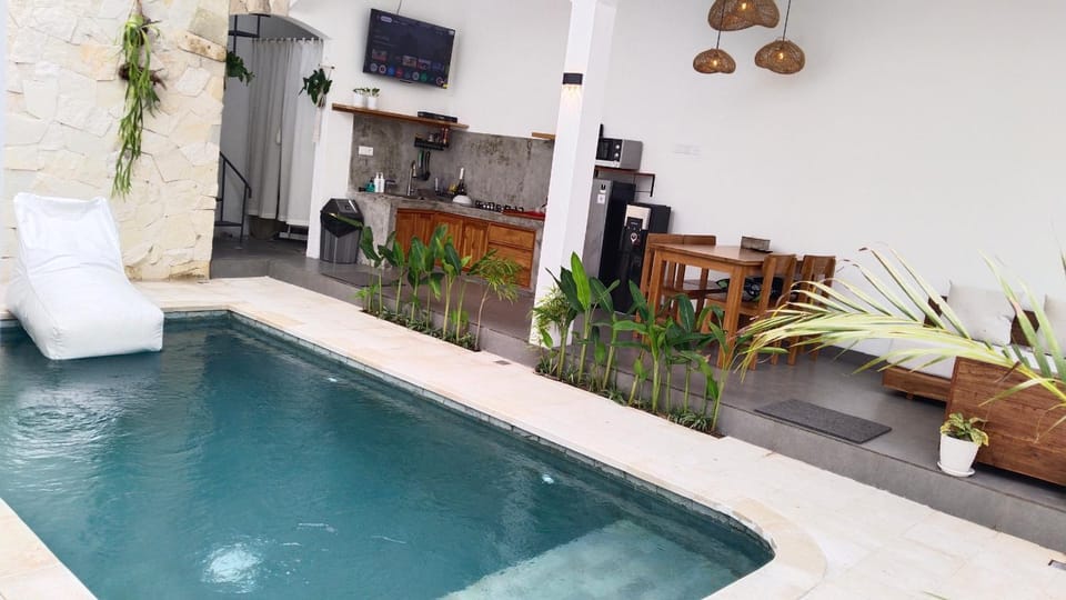 Villa Balitis near Padonan Canggu Villa in North Kuta