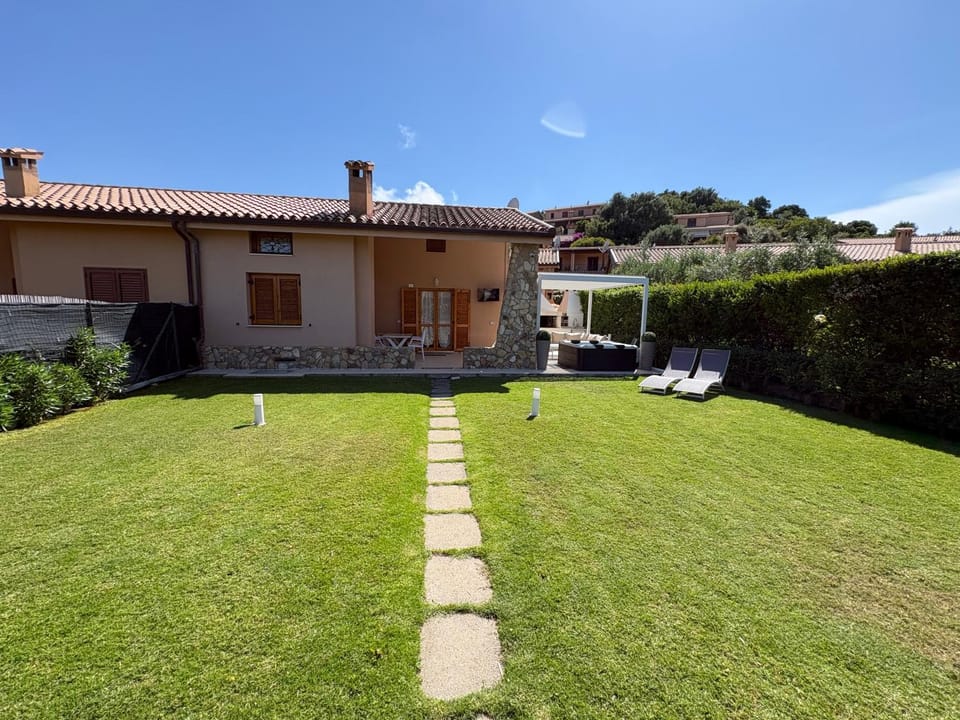 Property building, Garden view