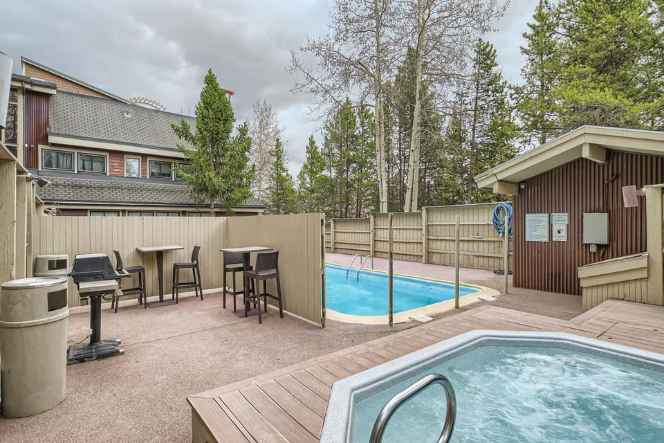 BBQ facilities, Hot Tub, Swimming pool