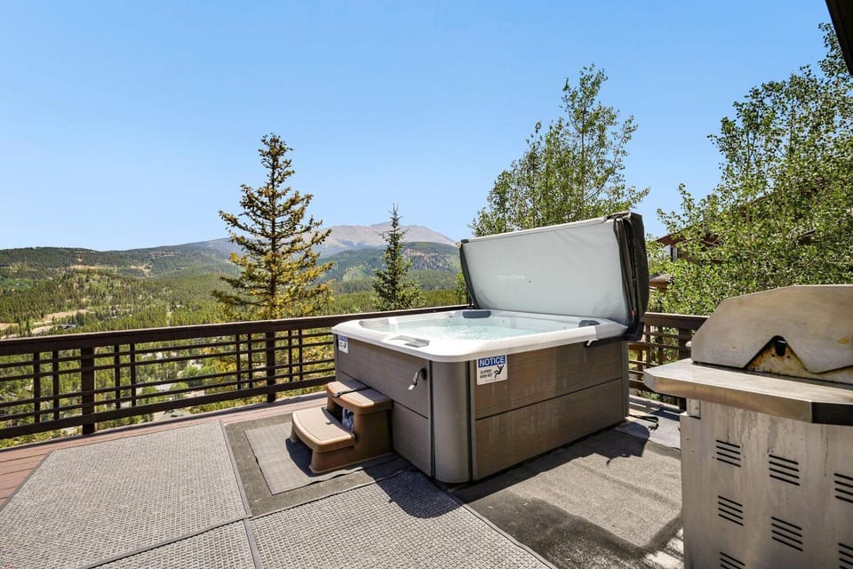 Mountain View Ski Lodge House in Breckenridge
