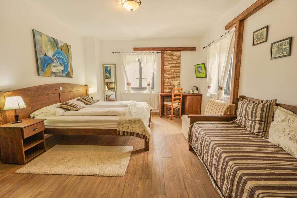 Bed, View (from property/room), Floor plan, Bedroom, wardrobe