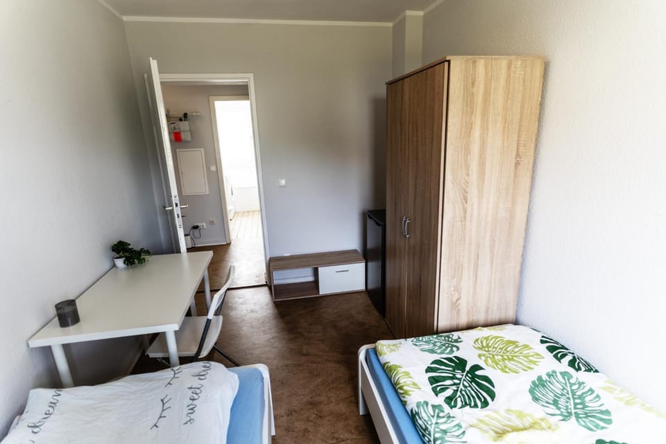 Bed, Seating area, Bedroom, wardrobe