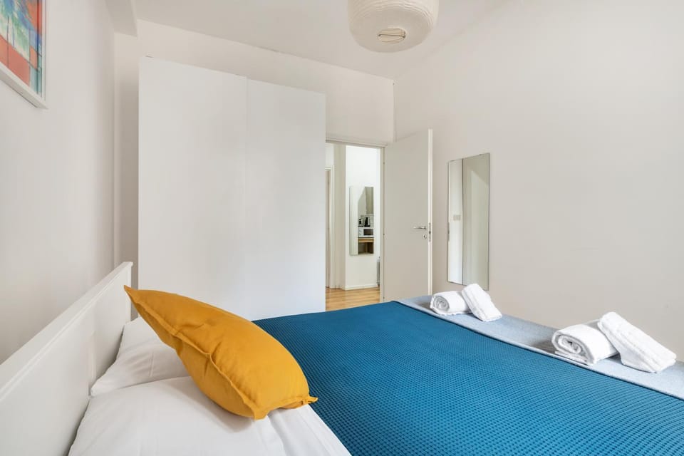 Bed, Photo of the whole room, Bedroom, towels, air conditioner, air conditioner