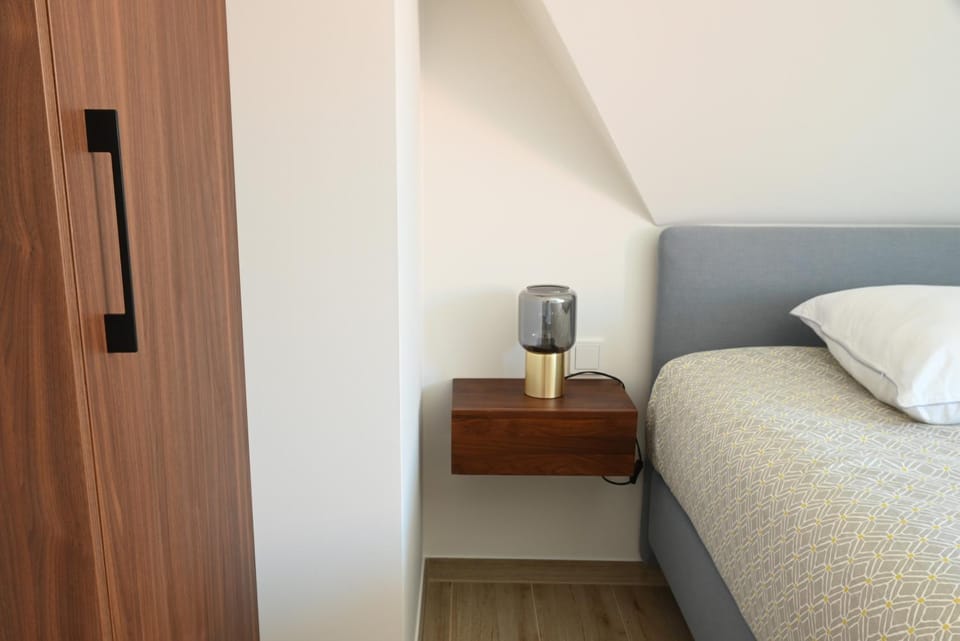 Bed, Bedroom, wardrobe