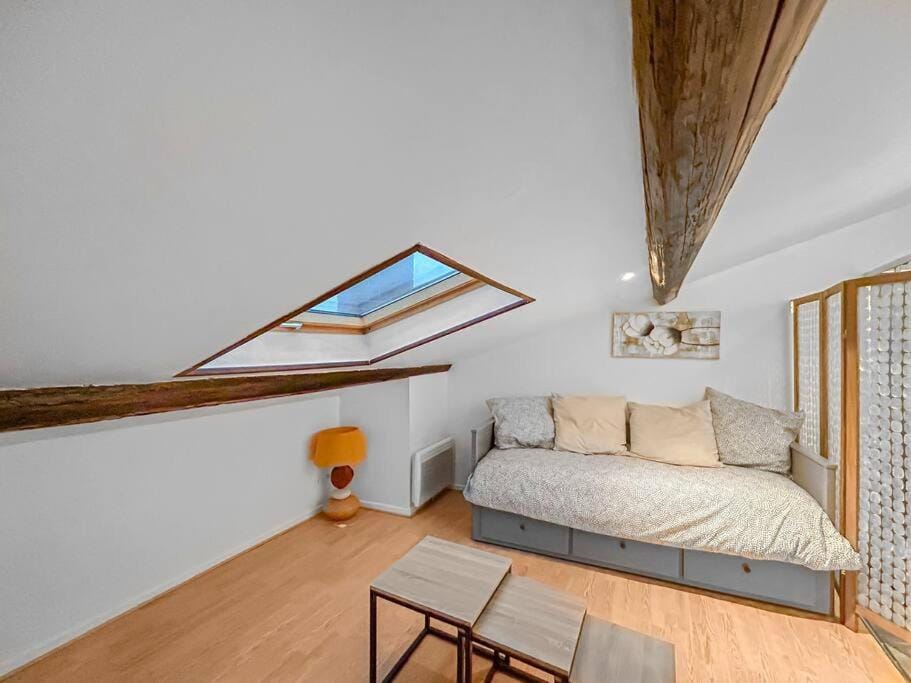 Cachette Champenoise - Downtown, Wifi , 2 pers Apartment in Grand Est