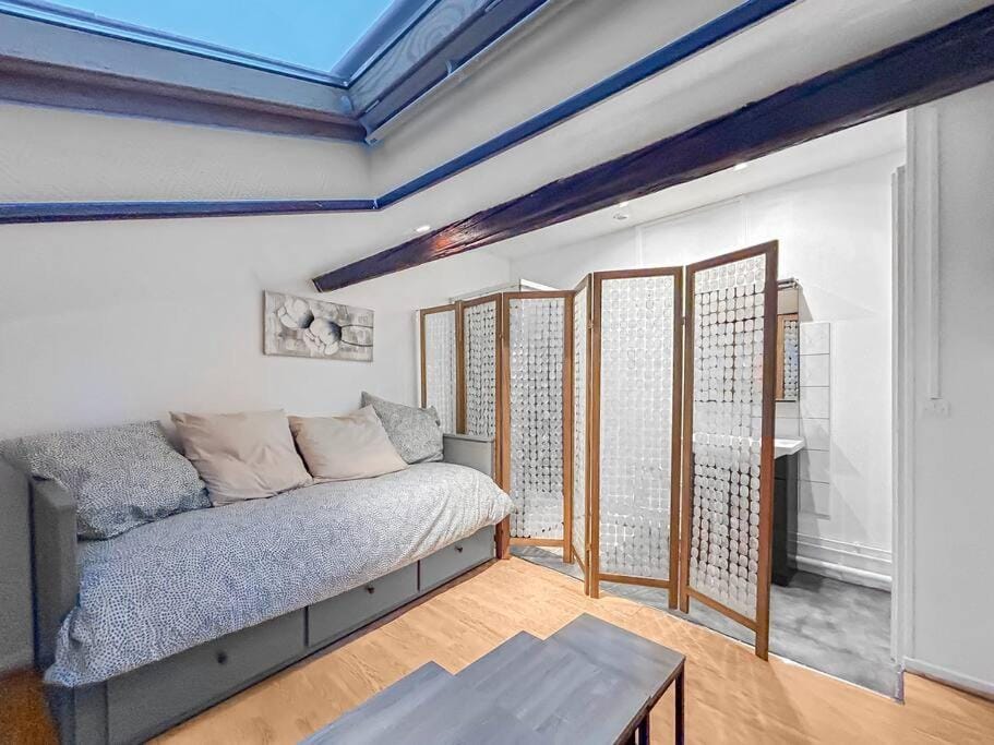 Cachette Champenoise - Downtown, Wifi , 2 pers Apartment in Grand Est