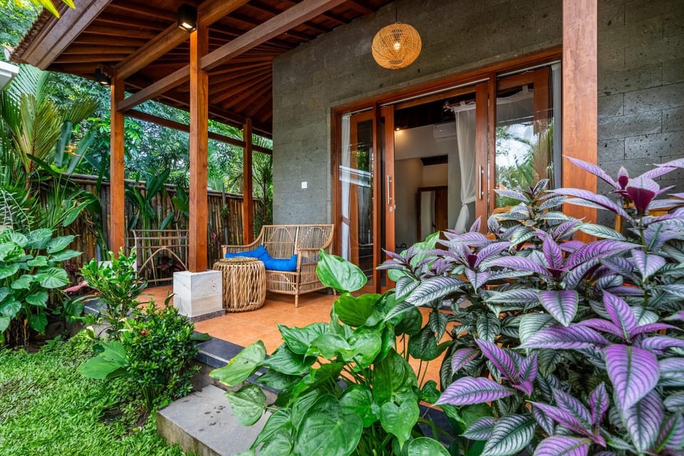 Patio, Garden view