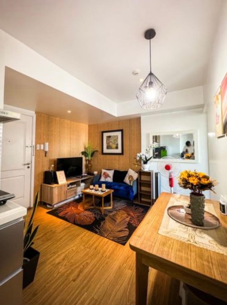 2 Bedroom Apartment with balkony Apartment in Paranaque