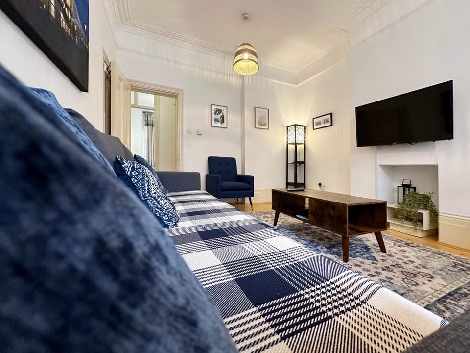 Oliver's Place in Holborn - 2 Double Beds, 1 Sofa Bed, Great Location Apartment in London Borough of Islington