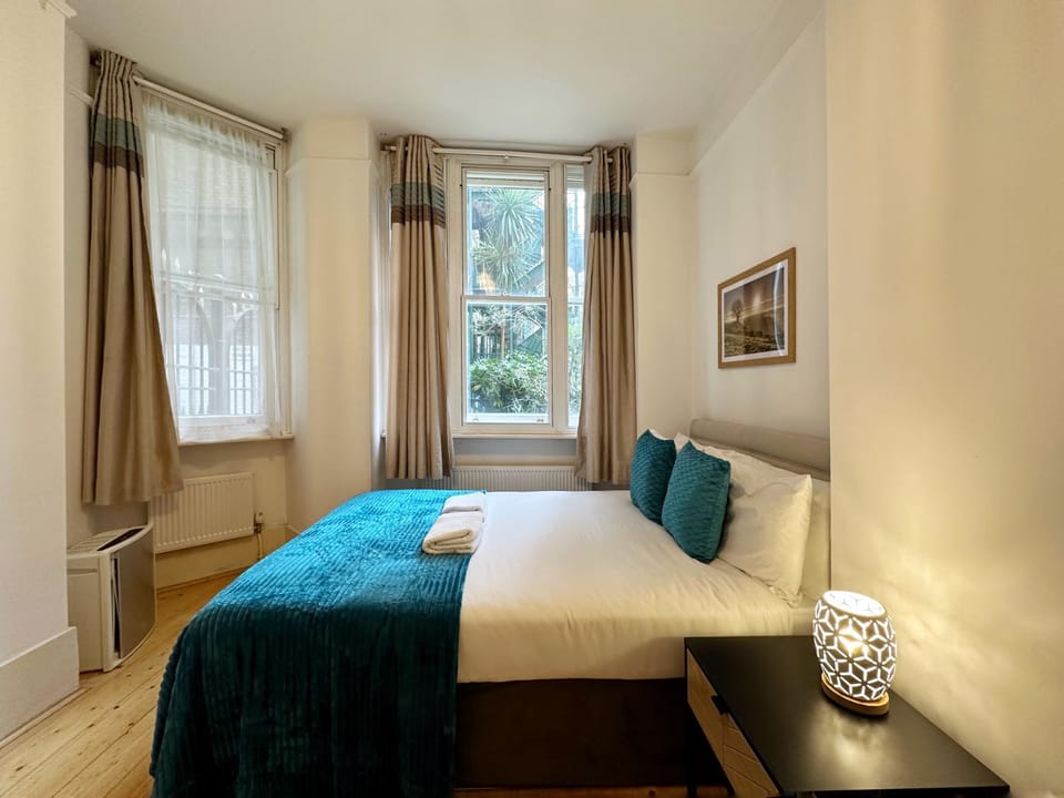 Oliver's Place in Holborn - 2 Double Beds, 1 Sofa Bed, Great Location Apartment in London Borough of Islington