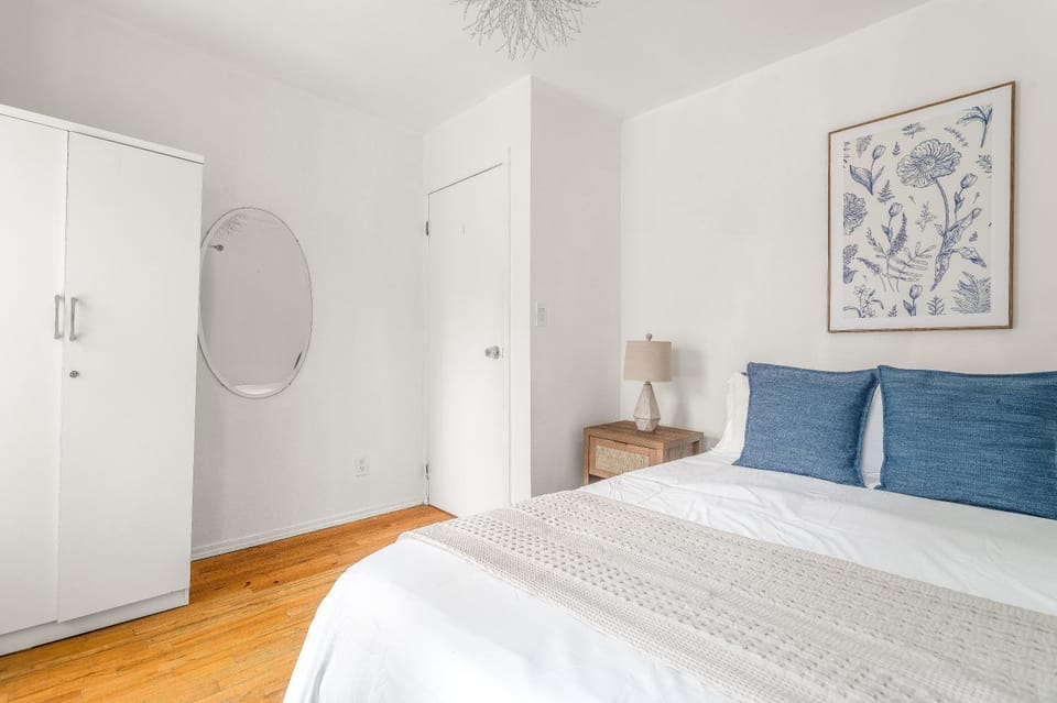 Your Manhattan Escape! Beautiful 3BD 1BTH Apt in Kips Bay near Top attractions Apartment in Harlem