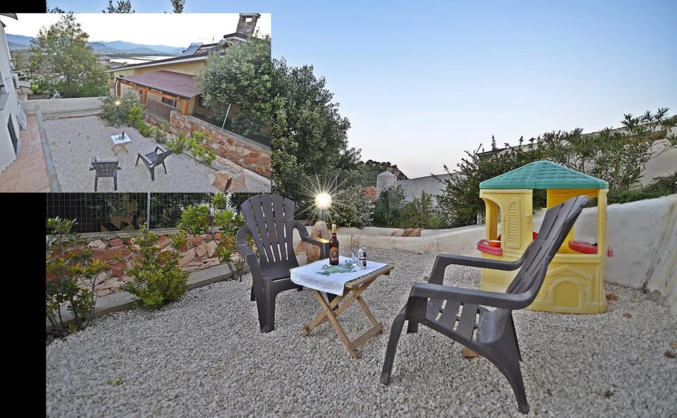 Property building, Garden, sunbed