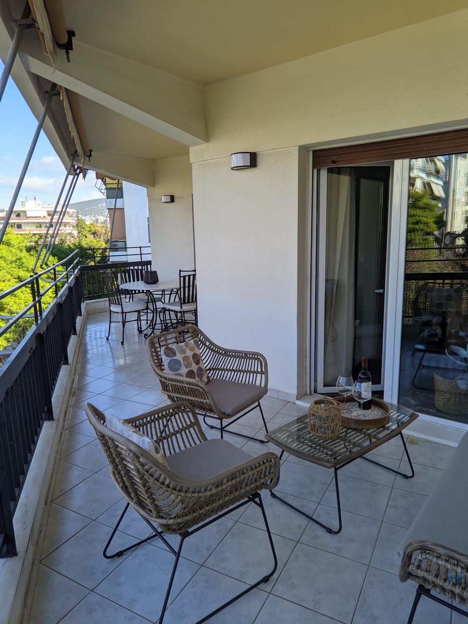 View (from property/room), Balcony/Terrace, Living room