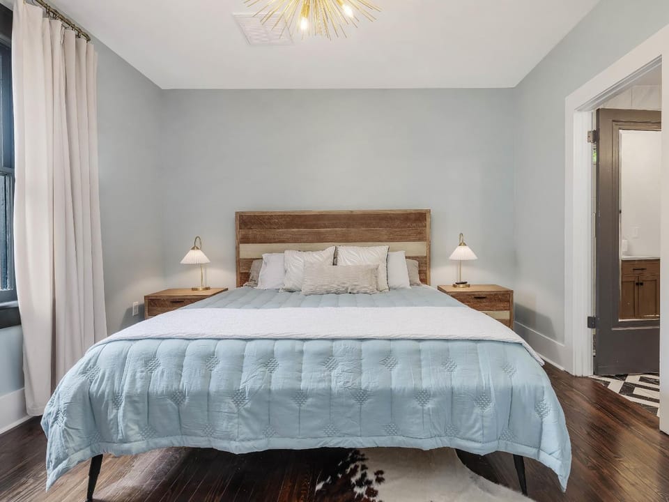 Bed, Bedroom