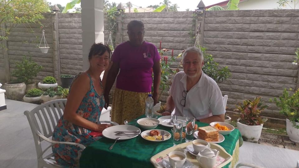 Suriya Homestay Bed and Breakfast in Western Province