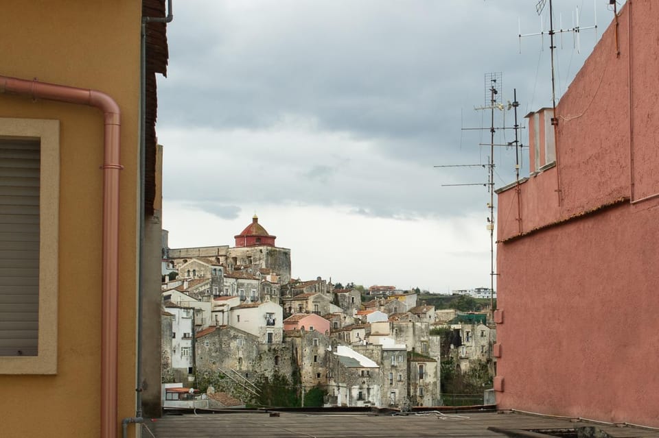 Property building, Day, Neighbourhood, City view, Landmark view