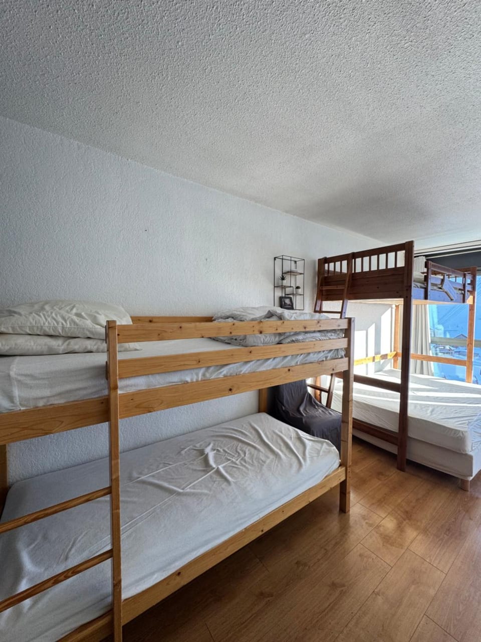 Bed, bunk bed