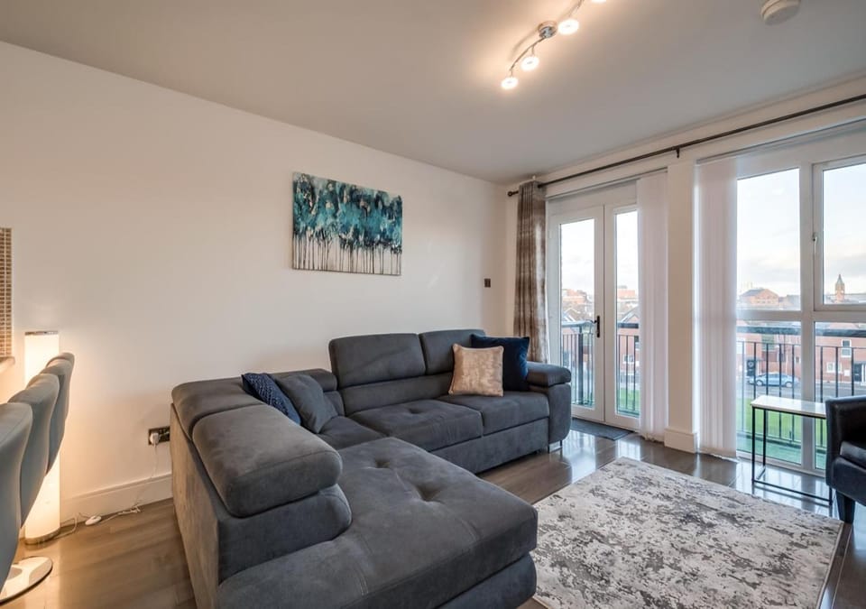 View (from property/room), Balcony/Terrace, Living room