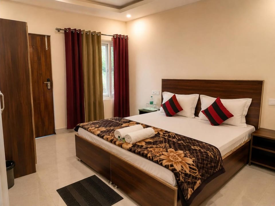 Airport Luxury Nature Homestay- Near Jolly Grant Airport Dehradun Vacation rental in Uttarakhand