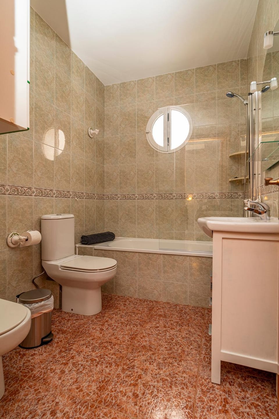 Bathroom, Bath