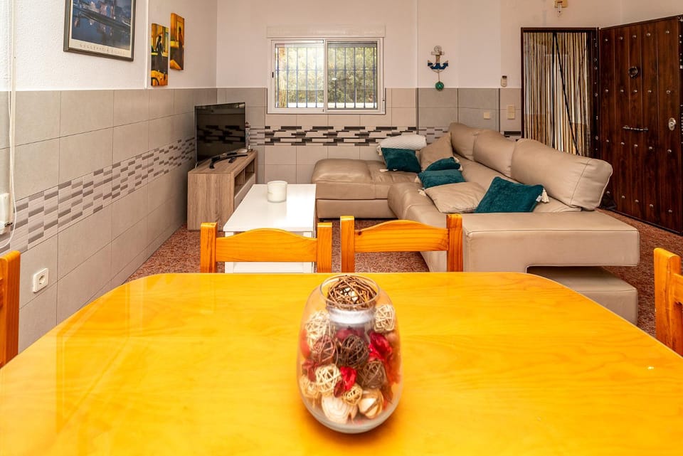 TV and multimedia, Lounge or bar, Dining area