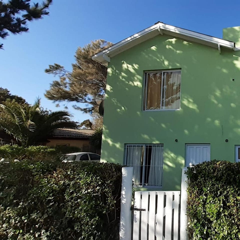 Casa verde Alfar House in Mar del Plata