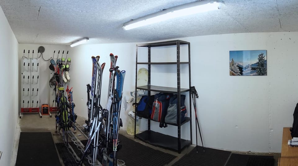 Skiing