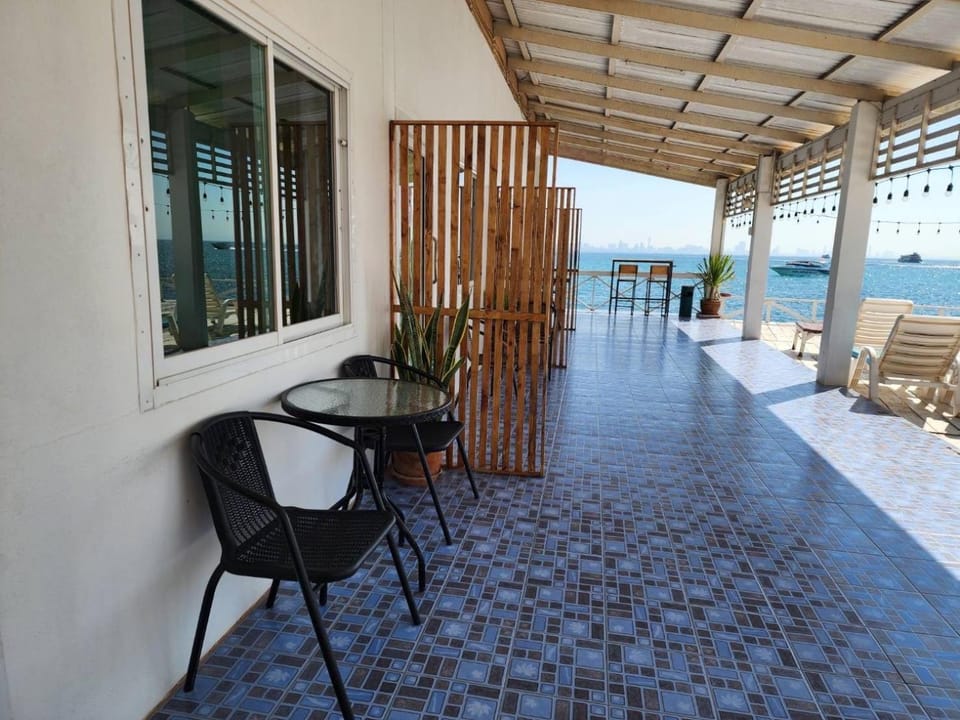Tanatcha Seaview Kohlarn Resort in Chon Buri Changwat