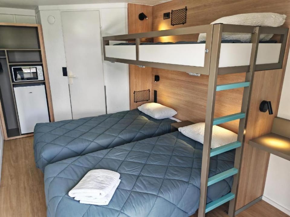 Bed, Bedroom, bunk bed, microwave, wardrobe