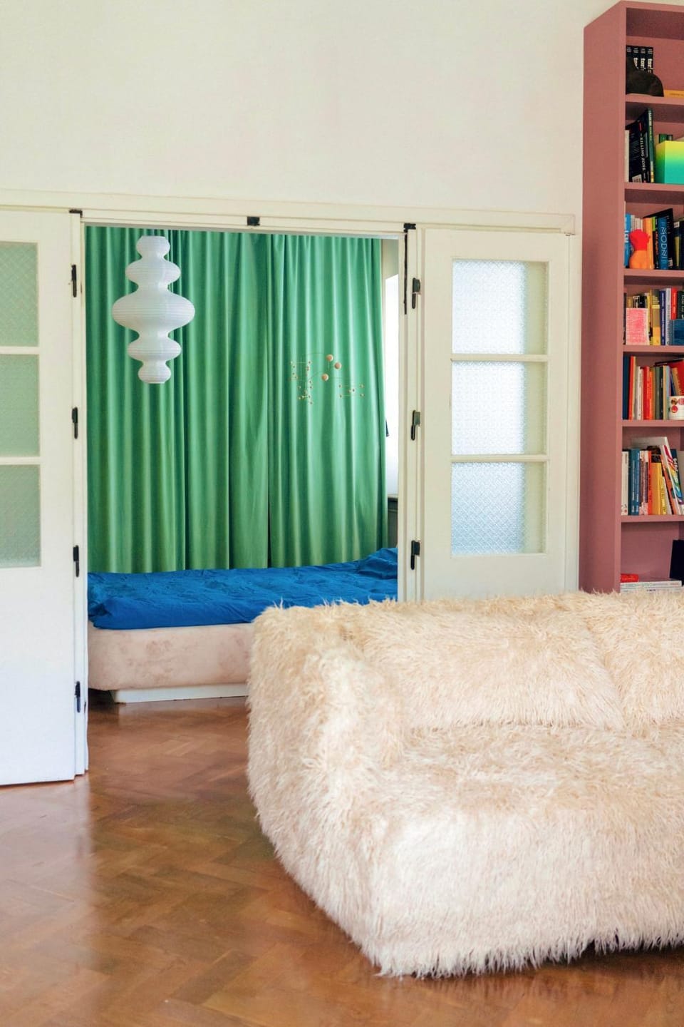 Library, Living room