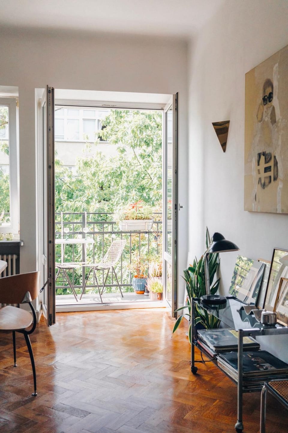View (from property/room), Balcony/Terrace, Living room