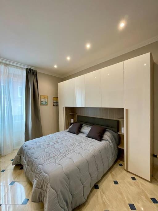 Bed, Photo of the whole room, Bedroom, wardrobe