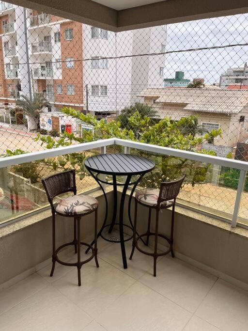 Apartamento a 200m do mar! Apartment in Florianopolis