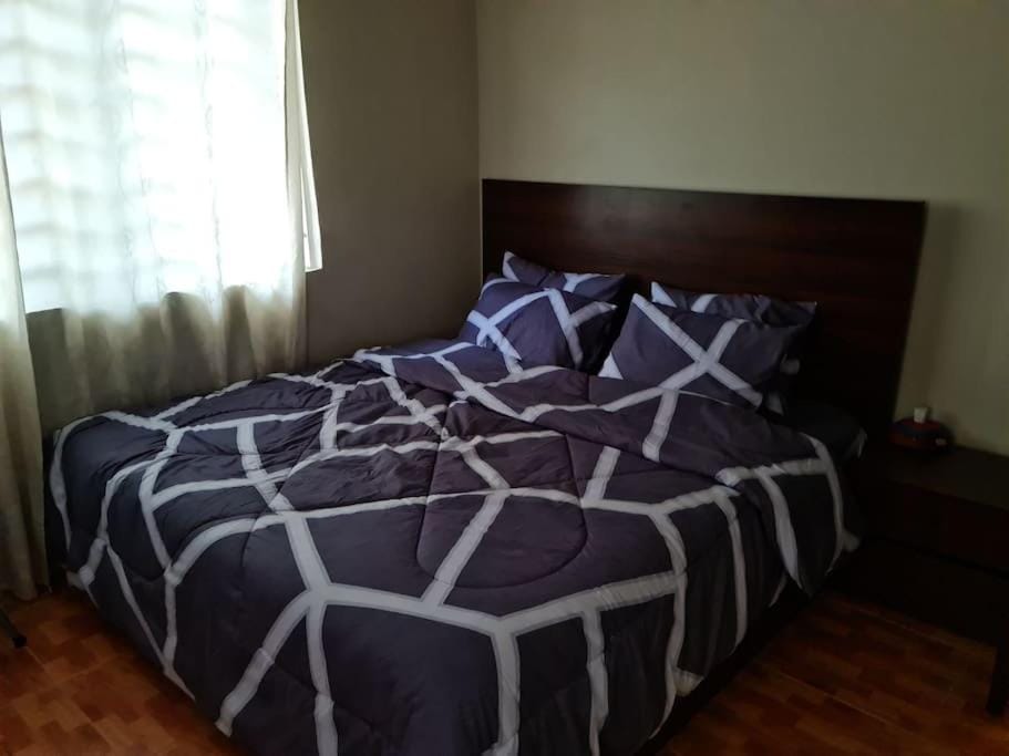 Victoria's Onebed House in Accra