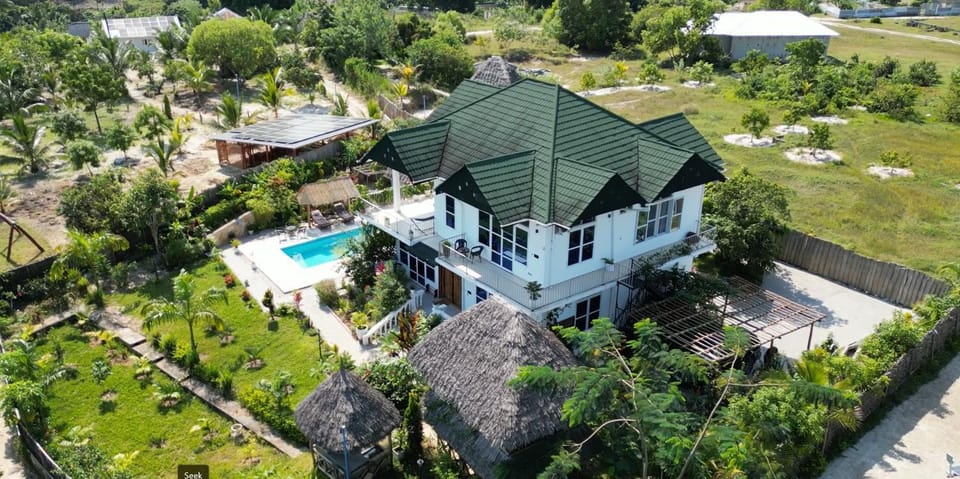 Property building, Natural landscape, Swimming pool