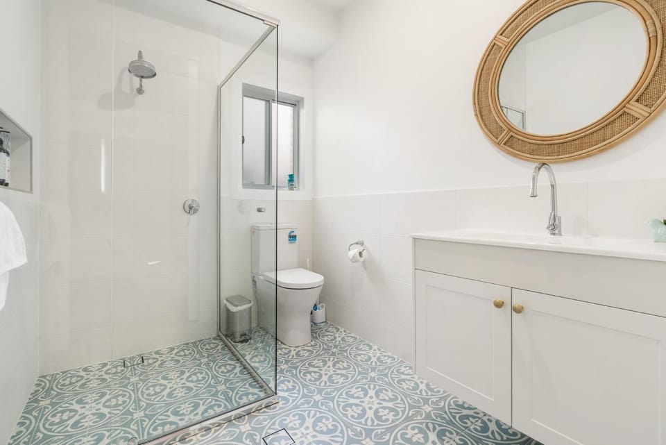 Peaceful & Cosy Studio - Immaculate Presentation Apartment in Orange