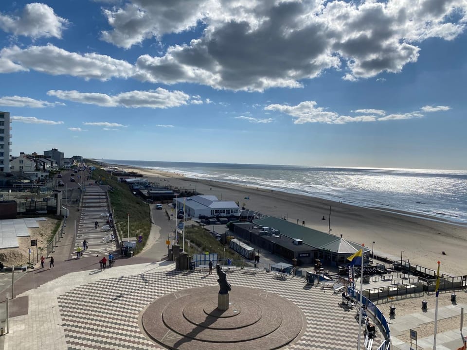 Berrie's Sea View Apartment in Zandvoort