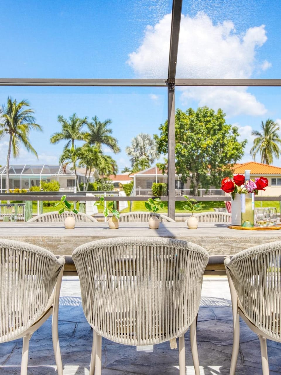 Endless Summer Hideaway w Pool ocean access 5br House in Cape Coral