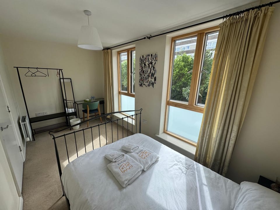 Bed, Bedroom, wardrobe