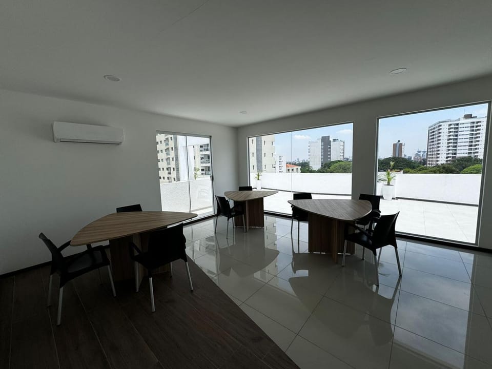 Meeting/conference room