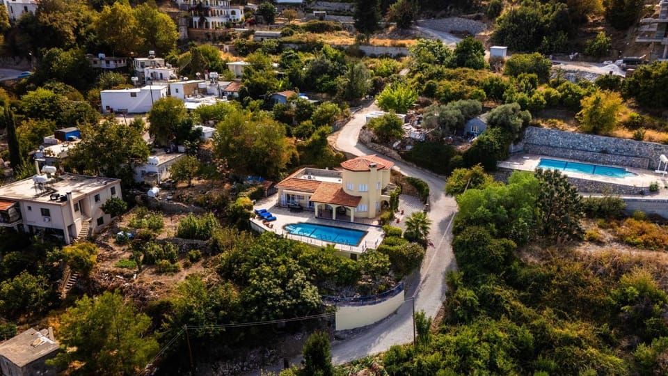 Bird's eye view, View (from property/room), Mountain view, Pool view