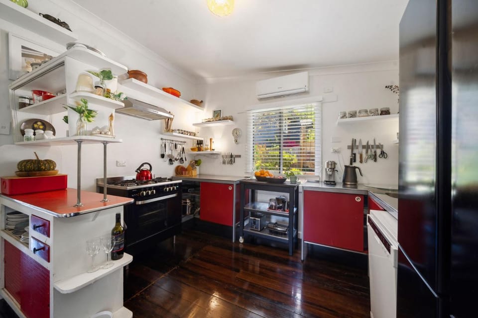Little Red House in Katoomba