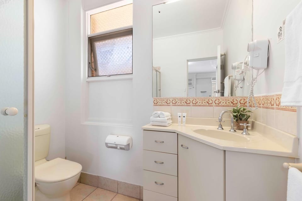 Bayside Retreat Glenelg Apartment in Adelaide
