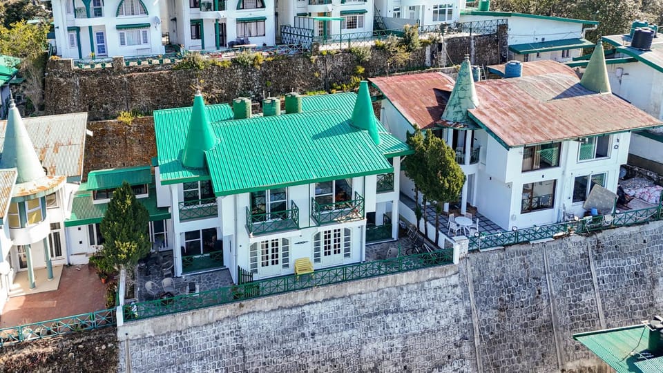 Property building, Day, Bird's eye view, City view