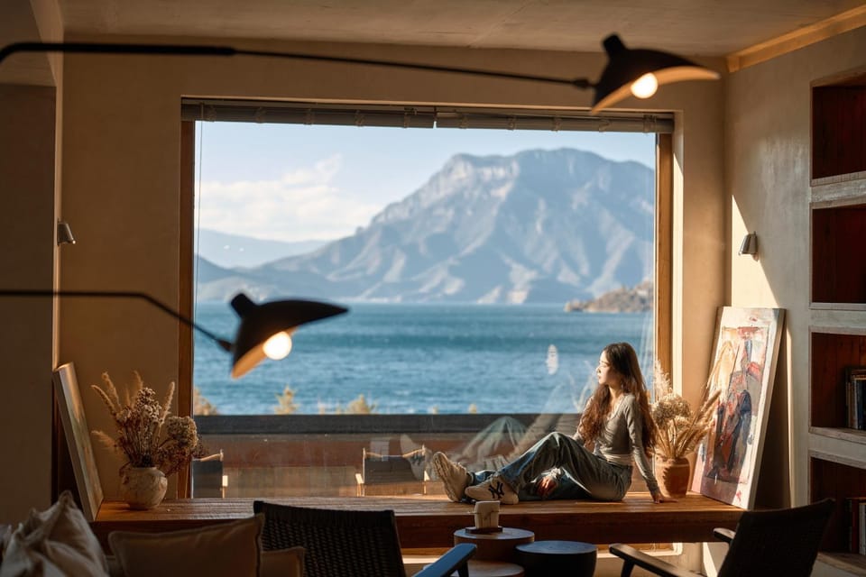 Natural landscape, Seating area, Lake view, Mountain view