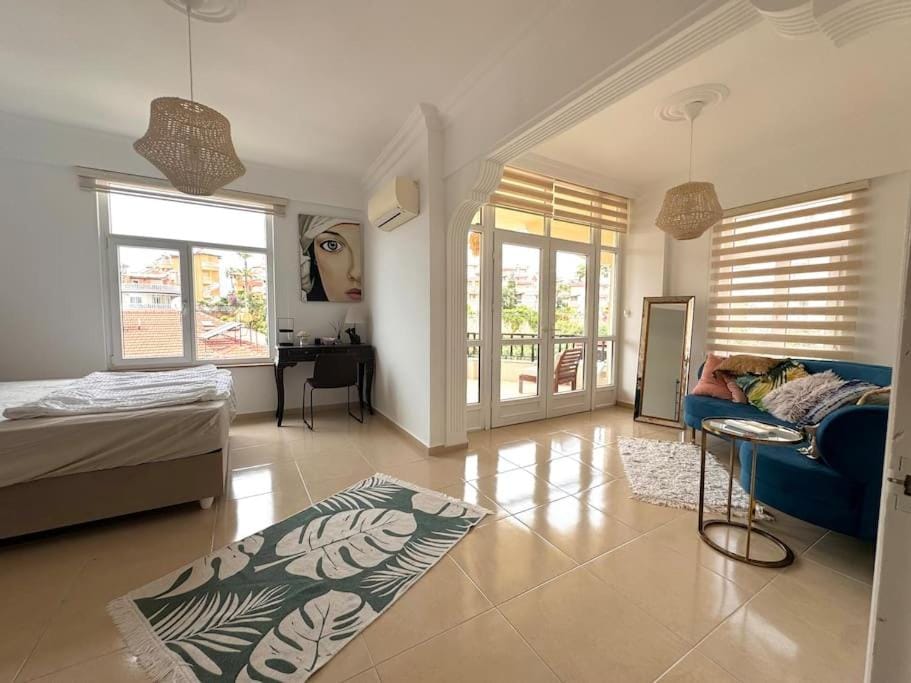 Living room, Bedroom
